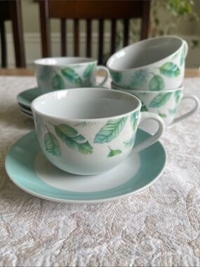 Leaf-Print Porcelain Tea Cup and Saucer Set in Mint Green/Lot of 4